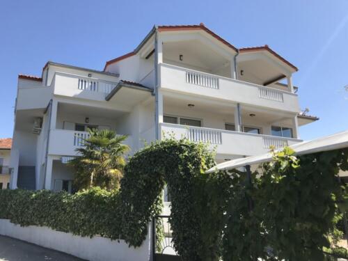 Apartments Bumbar